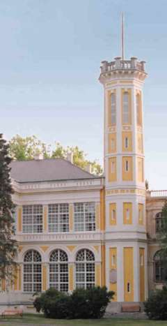 Эрд: Замок Вимпффена, Венгерский Географический Музей